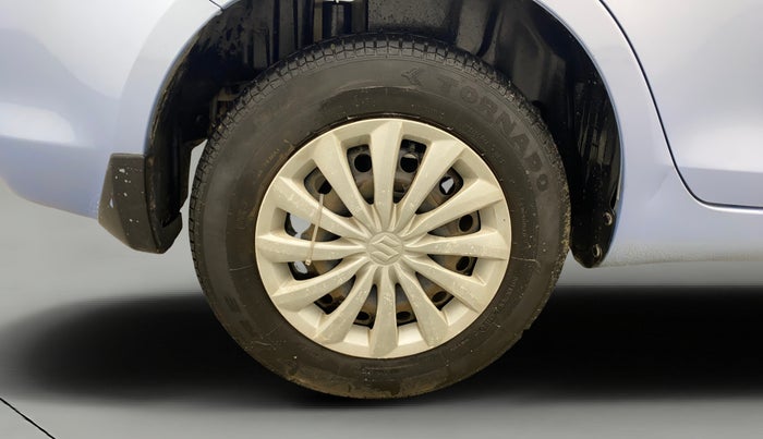 2016 Maruti Swift Dzire VXI, Petrol, Manual, 35,443 km, Right Rear Wheel