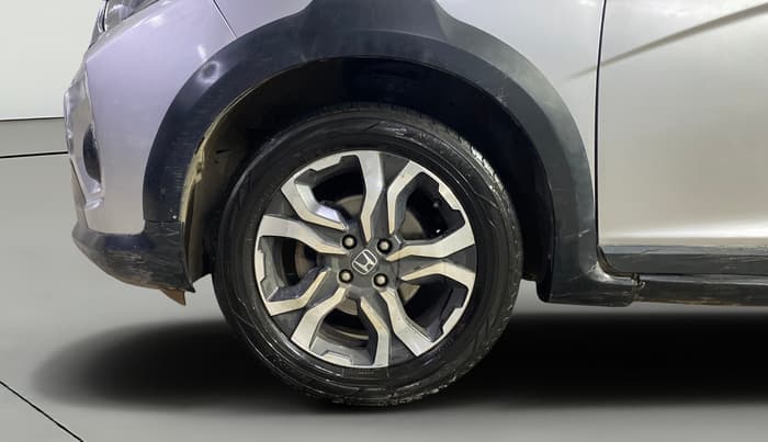2018 Honda WR-V 1.5L I-DTEC VX MT, Diesel, Manual, 1,34,504 km, Left Front Wheel