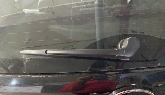 2022 Tata NEXON XZA PLUS (PREMIUM) KAZIRANGA PETROL, Petrol, Automatic, 7,002 km, Rear Wiper