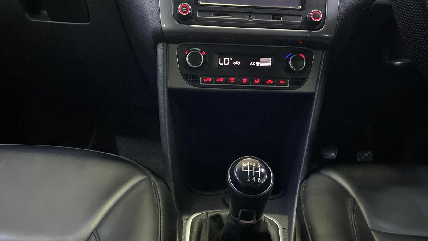 2022 Volkswagen Polo HIGHLINE PLUS 1.0L TSI, Petrol, Manual, 25,826 km, Air Conditioner