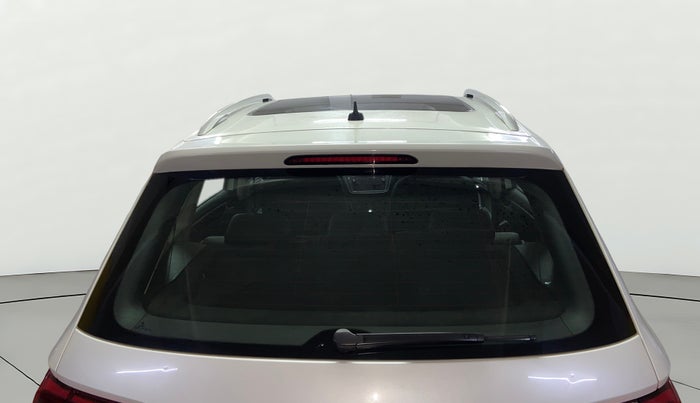 2019 Volkswagen TIGUAN HIGHLINE TDI AT, Diesel, Automatic, 1,21,122 km, Rear Windshield