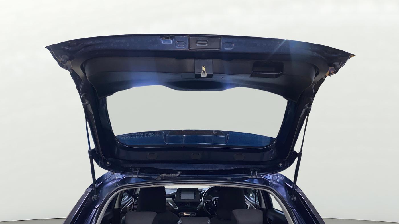 2023 Maruti FRONX DELTA PLUS 1.2L AGS, Petrol, Automatic, 48,514 km, Boot Door Open