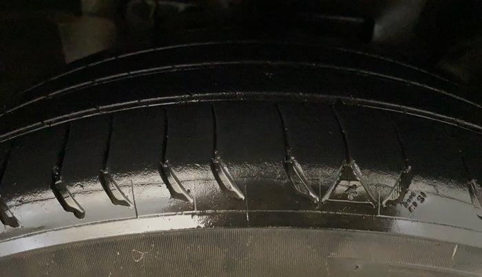 2019 Ford Ecosport TITANIUM + 1.5L PETROL AT, Petrol, Automatic, 93,138 km, Right Front Tyre Tread