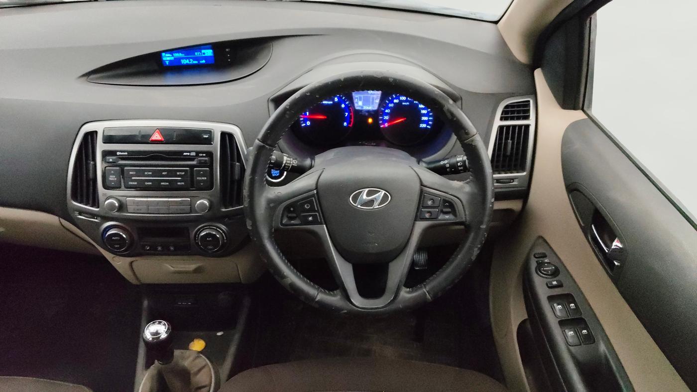 2013 Hyundai i20 ASTA 1.2, Petrol, Manual, 20,619 km, Steering Wheel Close Up