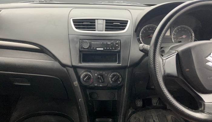 2017 Maruti Swift LXI (O), Petrol, Manual, 71,739 km, Air Conditioner