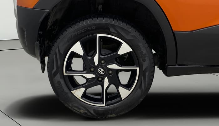 2022 Tata PUNCH CREATIVE AMT 1.2 RTN DUAL TONE, Petrol, Automatic, 20,806 km, Right Rear Wheel