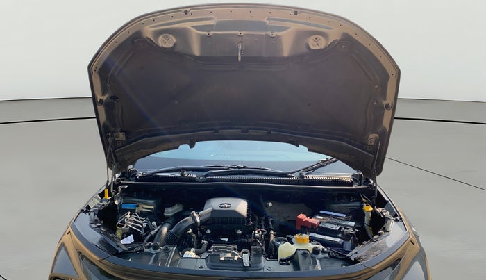 2023 Tata NEXON CREATIVE PLUS 1.2 REVOTRON 6 MT DT, Petrol, Manual, 23,710 km, Open Bonet