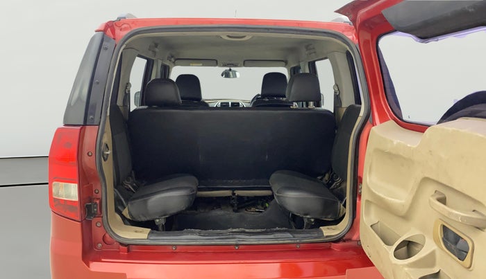 2015 Mahindra TUV300 T8, Diesel, Manual, 88,311 km, Boot Open Zoomed View
