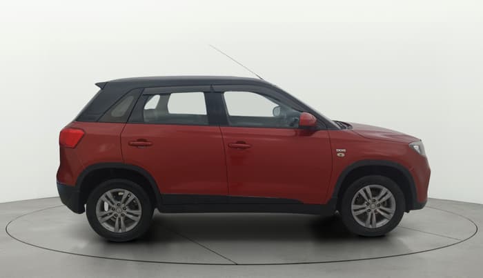 2016 Maruti Vitara Brezza ZDI, Diesel, Manual, 66,687 km, Right Side View