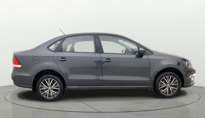 2017 Volkswagen Vento ALLSTAR 1.6, Petrol, Manual, 1,10,750 km, Right Side View