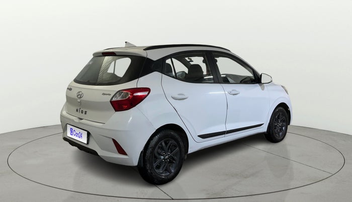 2022 Hyundai GRAND I10 NIOS SPORTZ 1.2 KAPPA VTVT CNG, CNG, Manual, 84,030 km, Right Back Diagonal