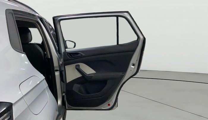 2024 Volkswagen TAIGUN COMFORTLINE 1.0 TSI MT, Petrol, Manual, 38,062 km, RHS Rear Door