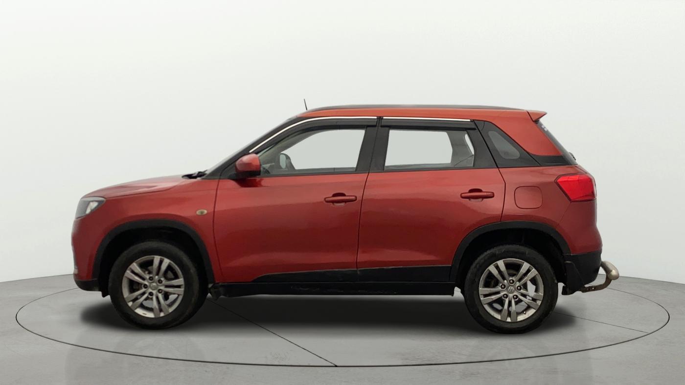 2017 Maruti Vitara Brezza ZDI, Diesel, Manual, 1,39,612 km, Left Side