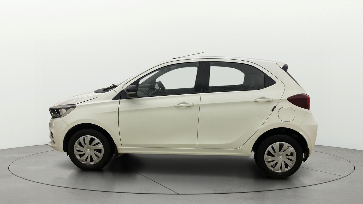2022 Tata Tiago XT CNG, CNG, Manual, 63,607 km, Left Side