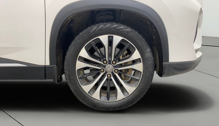 2022 MG HECTOR PLUS SHARP 2.0 DIESEL TURBO MT 6-STR, Diesel, Manual, 40,471 km, Right Front Wheel