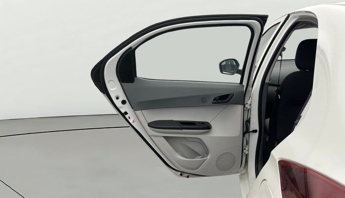 2025 Tata Tiago XM CNG, CNG, Manual, 3,036 km, LHS Rear Door