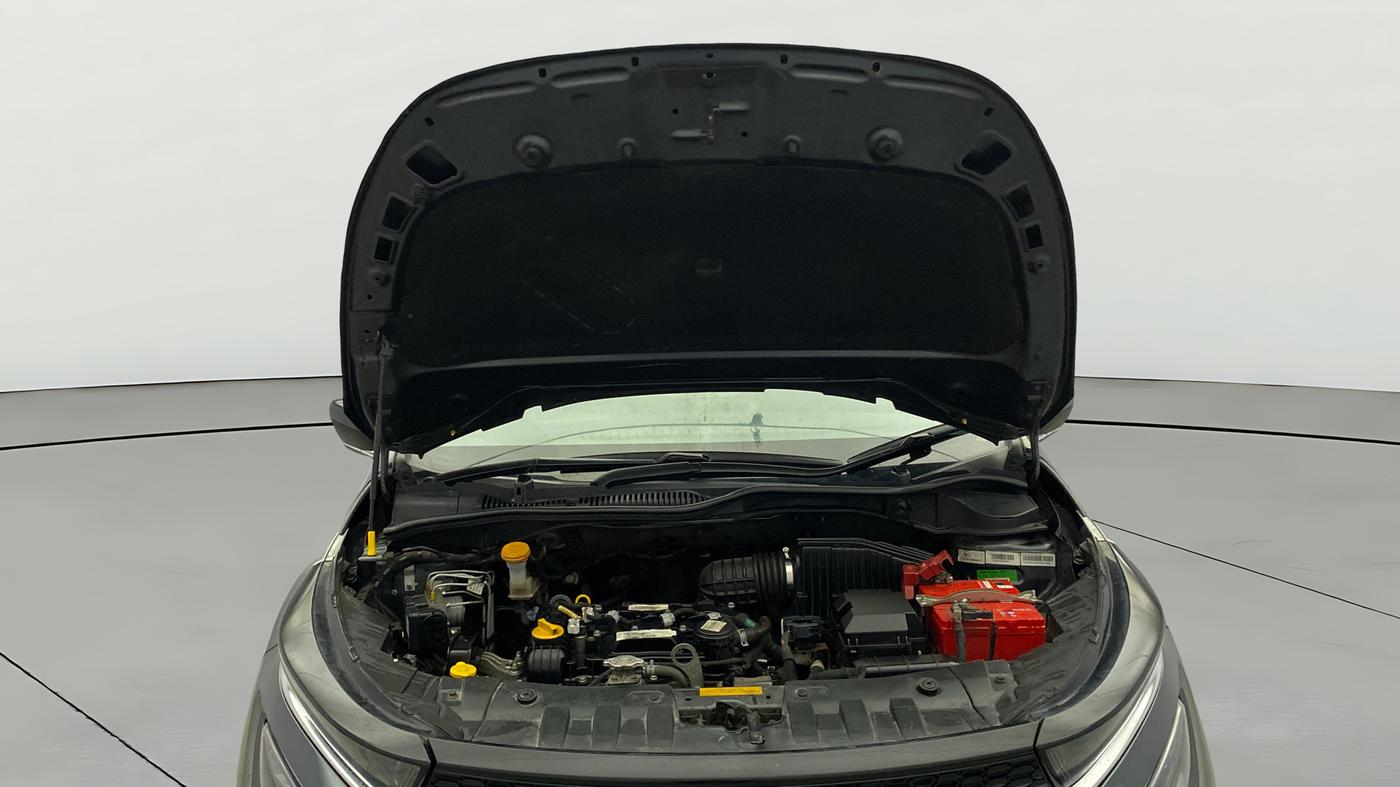 2021 Tata ALTROZ XZ PETROL, Petrol, Manual, 31,421 km, Open Bonet