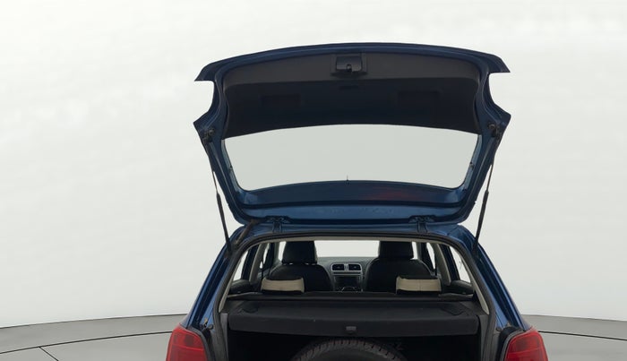 2018 Volkswagen Polo HIGHLINE PLUS 1.0 16 ALLOY, CNG, Manual, 50,081 km, Boot Door Open