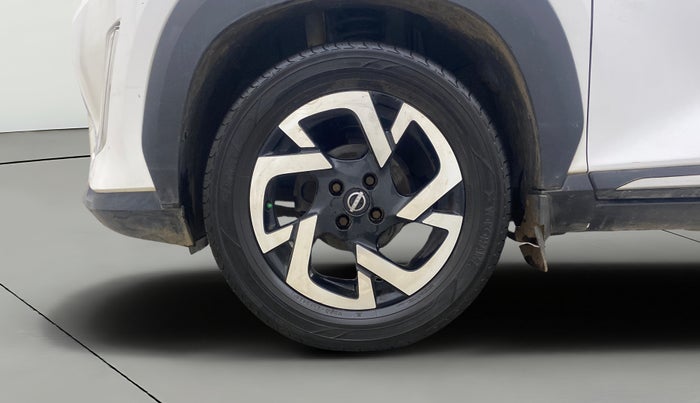 2021 Nissan MAGNITE XV TURBO, Petrol, Manual, 1,10,529 km, Left Front Wheel