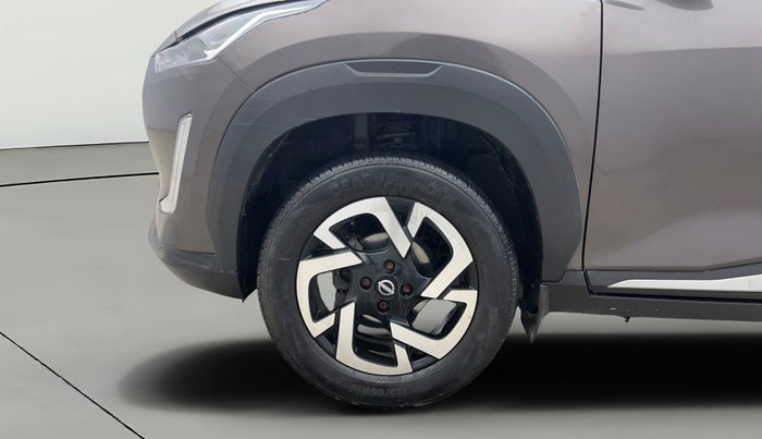 2022 Nissan MAGNITE XV TURBO, Petrol, Manual, 14,095 km, Left Front Wheel