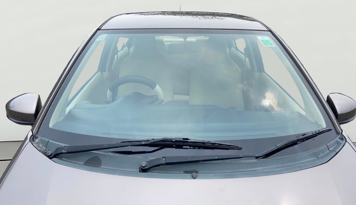 2015 Honda Amaze 1.2L I-VTEC S, Petrol, Manual, 75,906 km, Front Windshield