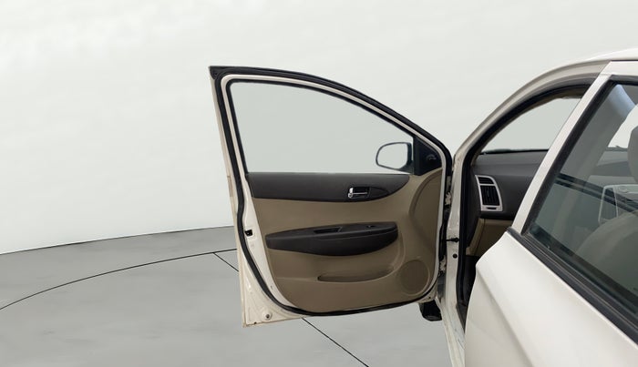 2012 Hyundai i20 MAGNA 1.2, Petrol, Manual, 56,514 km, LHS Front Door