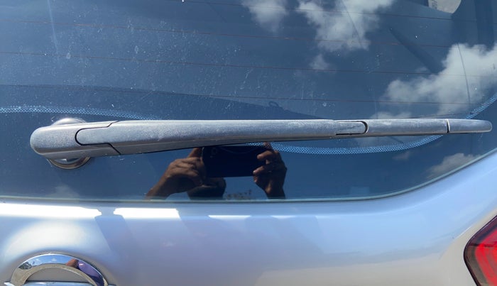 2014 Nissan Terrano XL (D), Diesel, Manual, 79,856 km, Rear Wiper