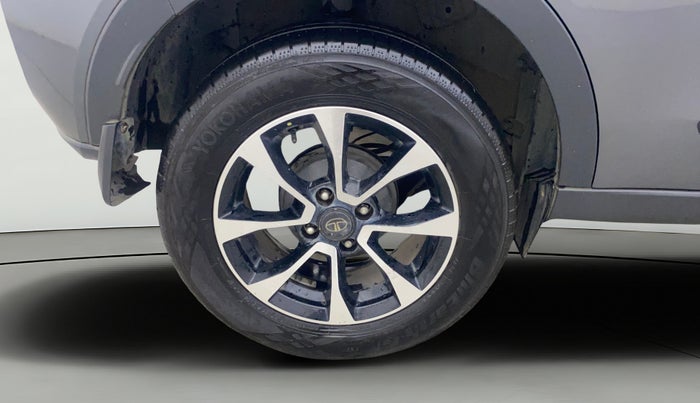 2020 Tata NEXON XZA PLUS SUNROOF DIESEL, Diesel, Automatic, 60,307 km, Right Rear Wheel