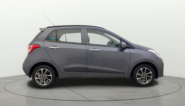 2017 Hyundai Grand i10 ASTA 1.2 KAPPA VTVT, Petrol, Manual, 31,844 km, Right Side View