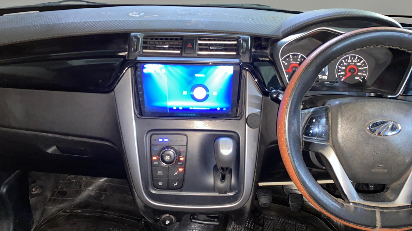 2018 Mahindra KUV 100 NXT K8 P 6 STR, Petrol, Manual, 54,459 km, Air Conditioner