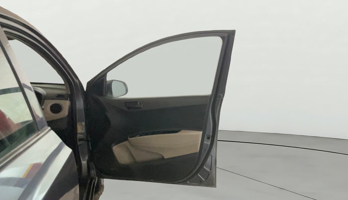 2017 Hyundai Grand i10 MAGNA 1.2 KAPPA VTVT, Petrol, Manual, 39,704 km, RHS Front Door