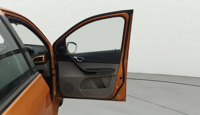 2018 Tata Tiago XZA PETROL, Petrol, Automatic, 1,45,004 km, RHS Front Door