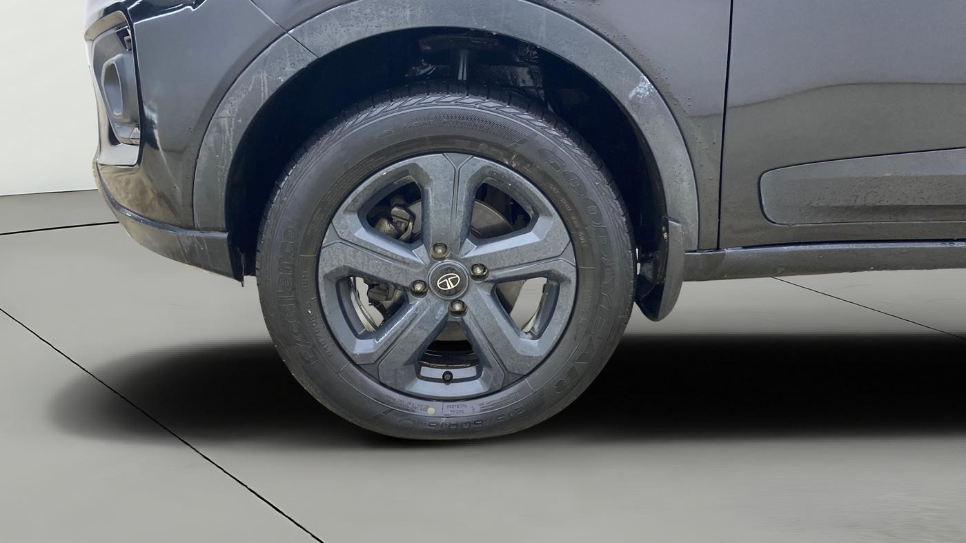 2021 Tata NEXON XZ PLUS PETROL DARK EDITION, Petrol, Manual, 77,428 km, Left Front Wheel