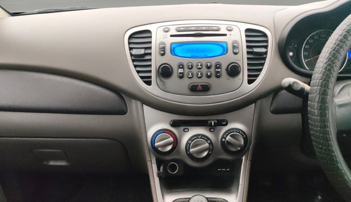 2014 Hyundai i10 SPORTZ 1.1, CNG, Manual, 72,480 km, Air Conditioner