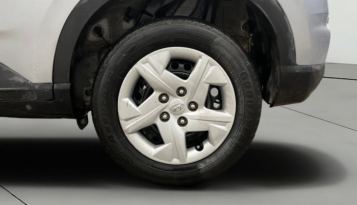 2020 Hyundai VENUE S 1.2, Petrol, Manual, 39,068 km, Left Rear Wheel