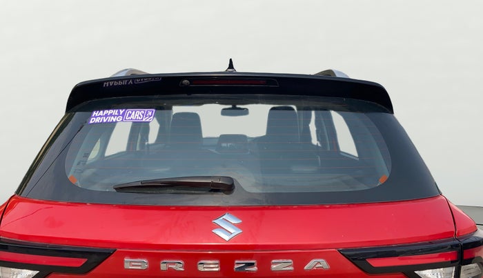 2022 Maruti BREZZA ZXI + SMART HYBRID DUAL TONE, Petrol, Manual, 28,115 km, Rear Windshield