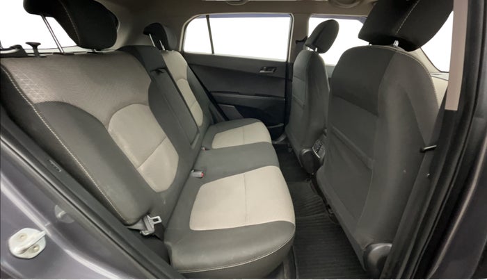 2016 Hyundai Creta SX PLUS 1.6 PETROL, Petrol, Manual, 46,346 km, Right Side Rear Door Cabin