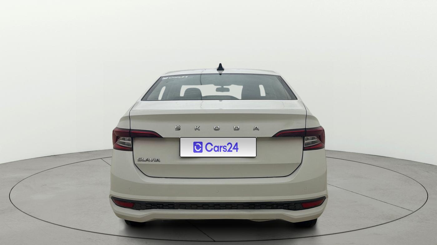 2022 Skoda SLAVIA AMBITION 1.0L TSI AT, Petrol, Automatic, 39,182 km, Back/Rear