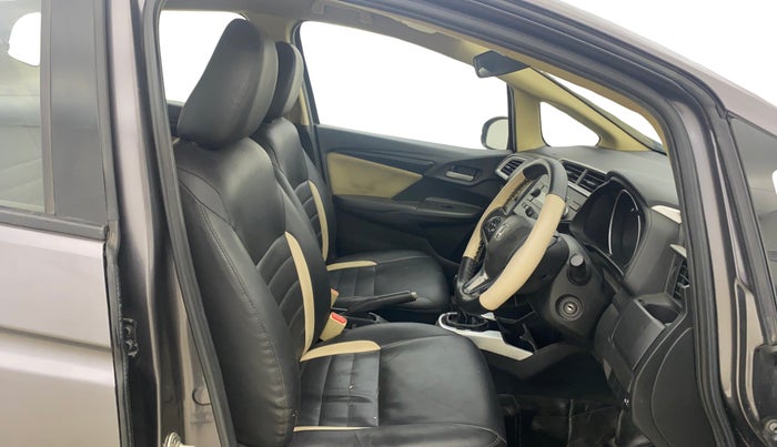 2017 Honda Jazz 1.2L I-VTEC S, Petrol, Manual, 1,24,069 km, Right Side Front Door Cabin