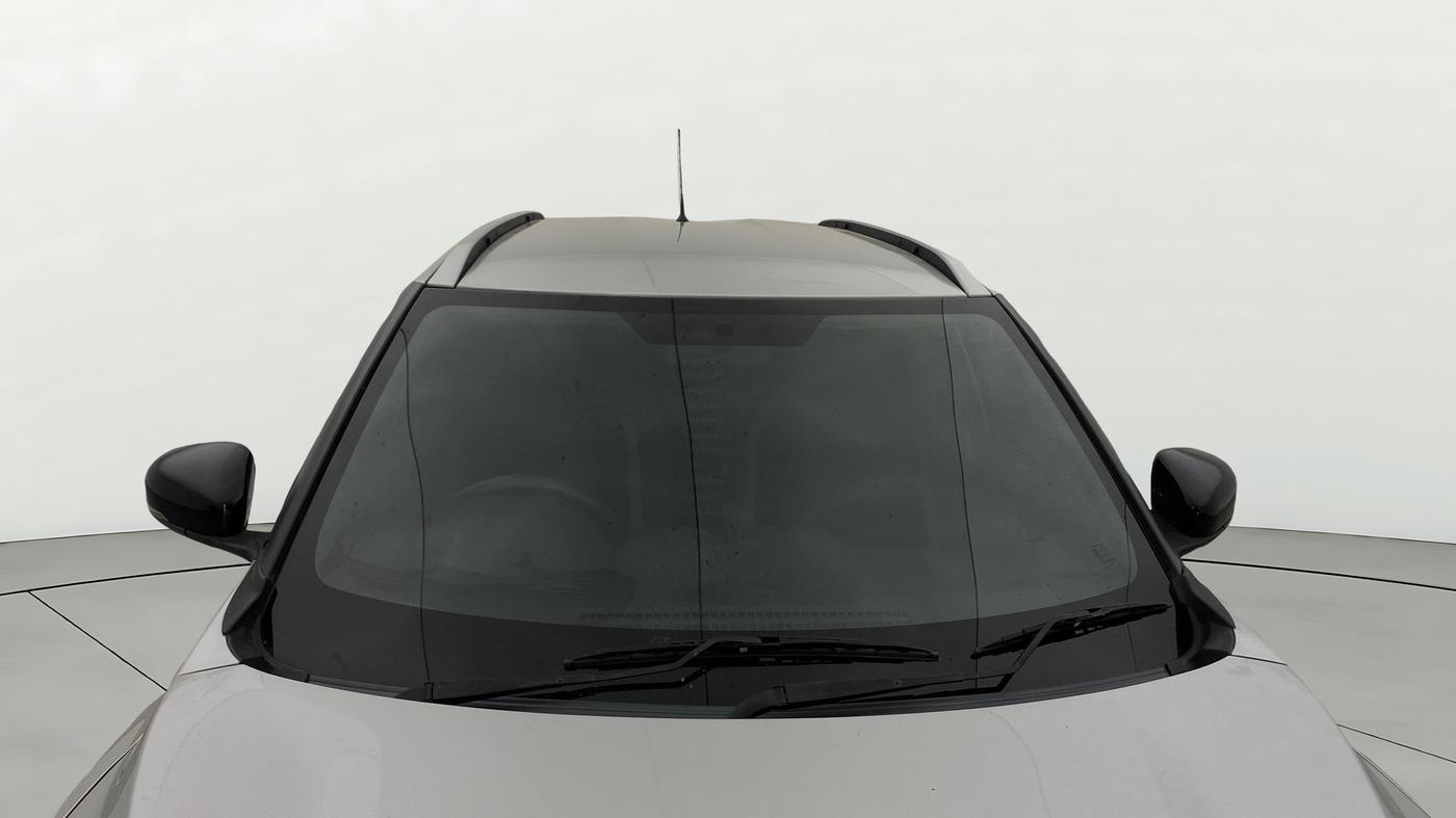 2021 Nissan MAGNITE XV MT, Petrol, Manual, 1,21,424 km, Front Windshield