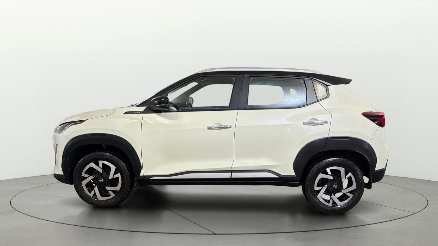 2022 Nissan MAGNITE XV MT, Petrol, Manual, 93,119 km, Left Side