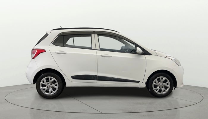 2017 Hyundai Grand i10 SPORTZ (O) 1.2 KAPPA VTVT, Petrol, Manual, 70,552 km, Right Side View