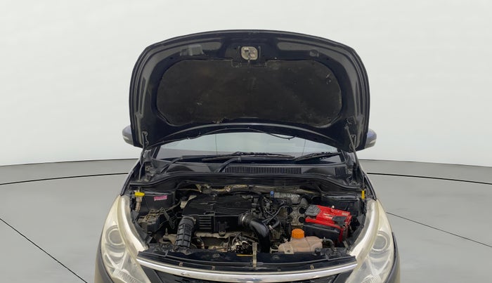 2015 Tata Zest XT PETROL, Petrol, Manual, 40,966 km, Open Bonet