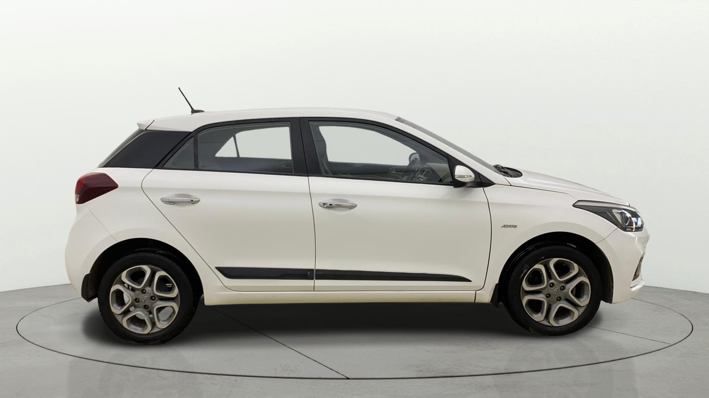 2019 Hyundai Elite i20 ASTA (O) CVT, Petrol, Automatic, 35,757 km, Right Side View