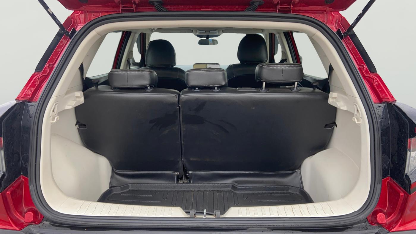 2024 Mahindra XUV 3XO AX5L 1.2 TGDi AT, Petrol, Automatic, 25,503 km, Boot Open Zoomed View
