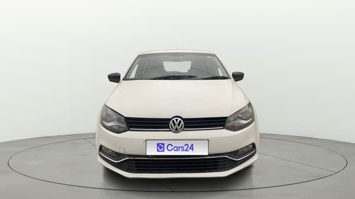 2015 Volkswagen Polo COMFORTLINE 1.2L, Petrol, Manual, 1,23,456 km, Front