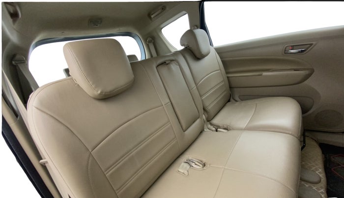 2016 Maruti Ertiga VXI ABS, Petrol, Manual, 34,799 km, Right Side Rear Door Cabin