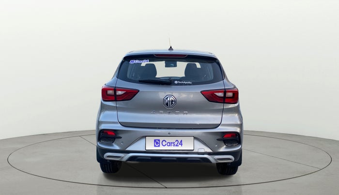 2024 MG ASTOR Sprint 1.5 MT (Ivory), Petrol, Manual, 10,855 km, Back/Rear