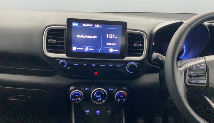 2021 Hyundai VENUE S+ 1.2, Petrol, Manual, 40,817 km, Air Conditioner