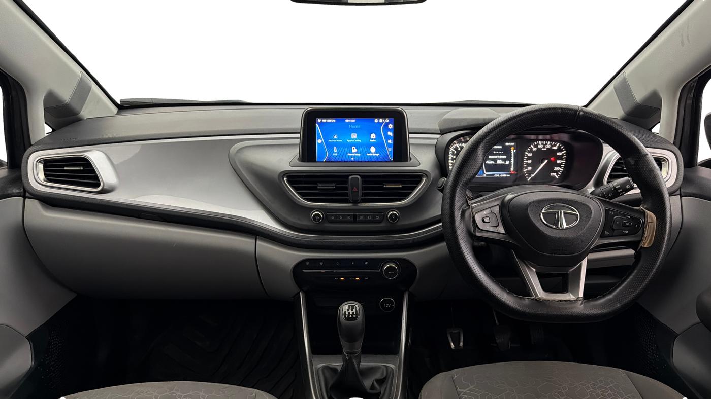 2020 Tata ALTROZ XZ PETROL, Petrol, Manual, 61,972 km, Dashboard